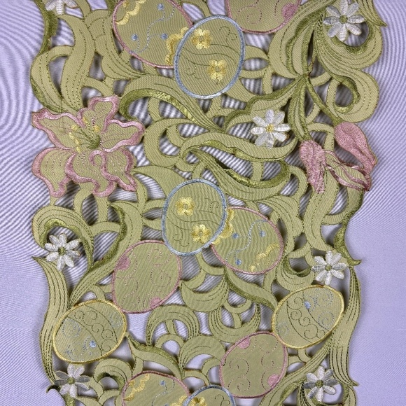 Bella Lux Fine Linens Embroidered Cutwork Table Runner Easter Spring 12 X 66 - Picture 6 of 8